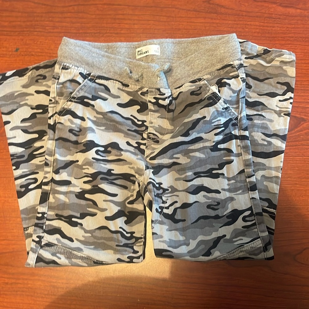 Used epic threads slim pants size 6
